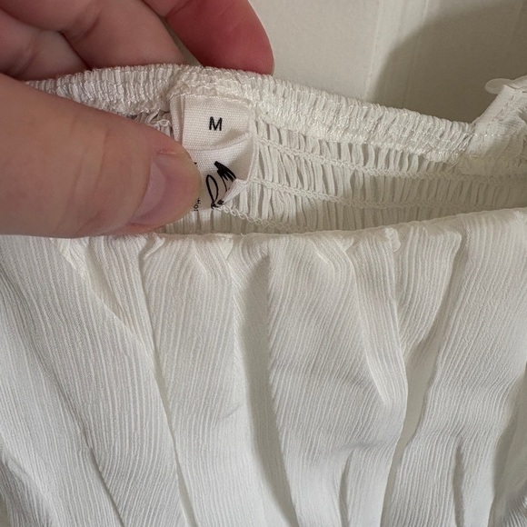 White Flutter Sleeve Tiered Sundress - Picture 5 of 6